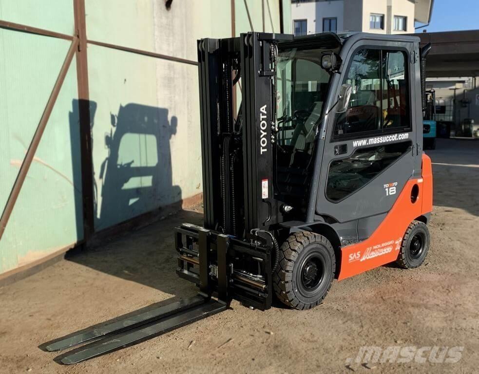 Toyota 02-8FDF18 Diesel trucks