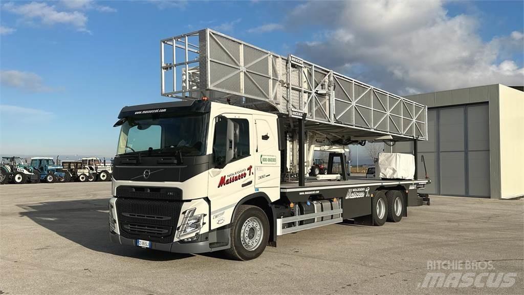 Volvo FM 11 BARIN 6x4 Truck mounted platforms