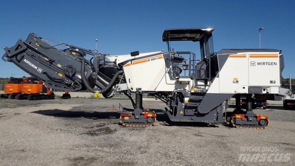Wirtgen W200Fi Asphalt cold milling machines
