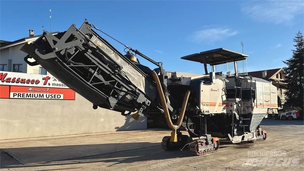 Wirtgen W200i Asphalt cold milling machines