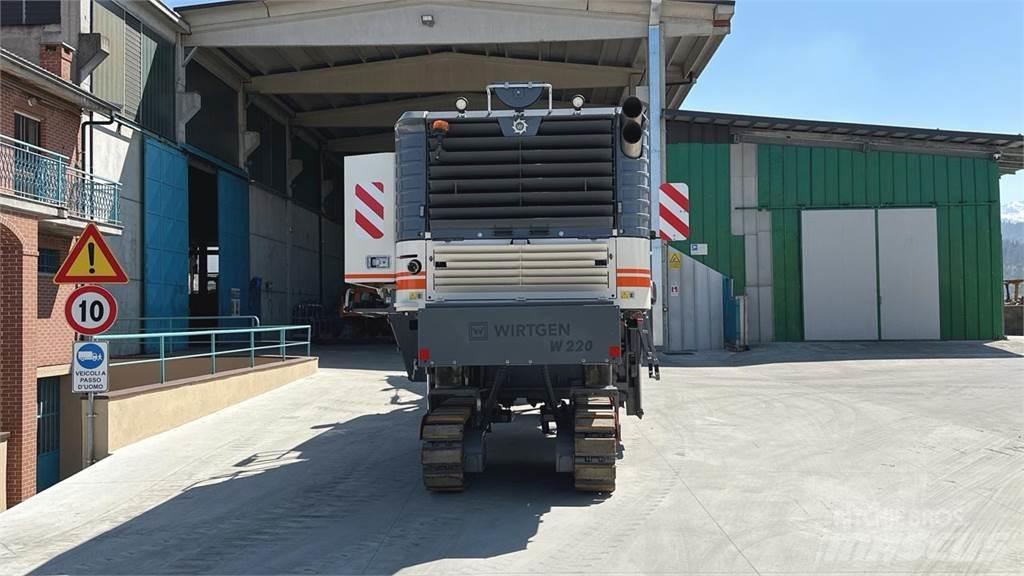 Wirtgen W220 Asphalt cold milling machines