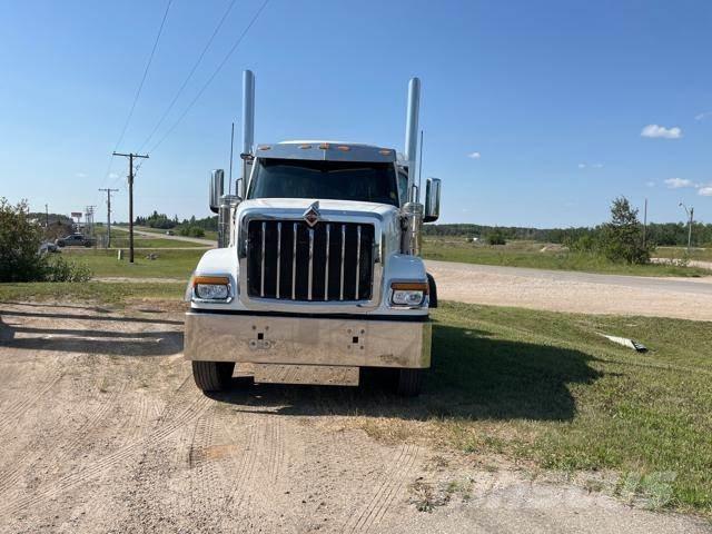 International HX Prime Movers