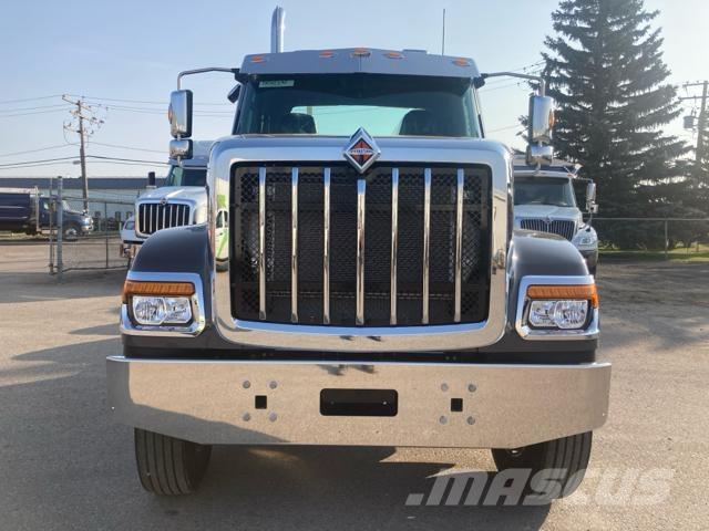 International HX Prime Movers
