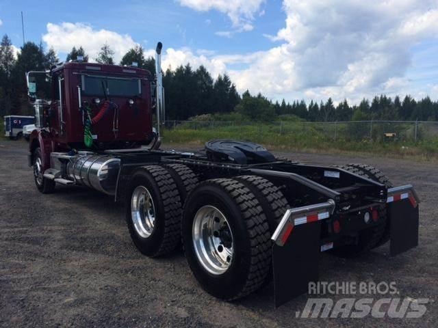 International HX Prime Movers