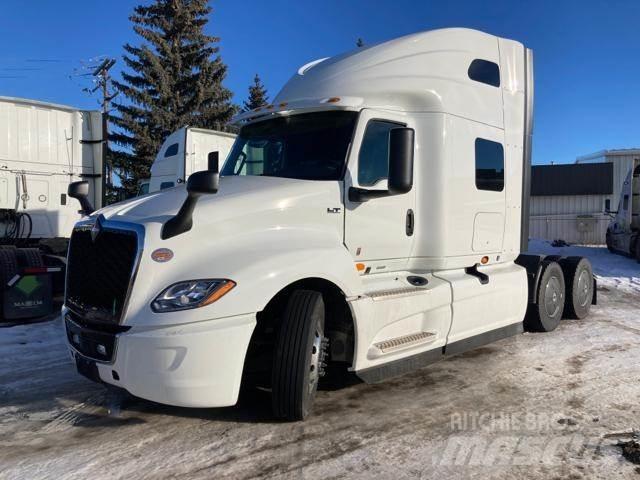 International LT Prime Movers