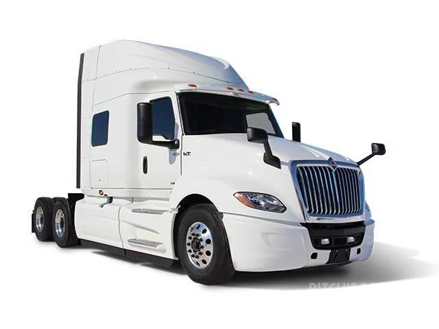 International LT Prime Movers