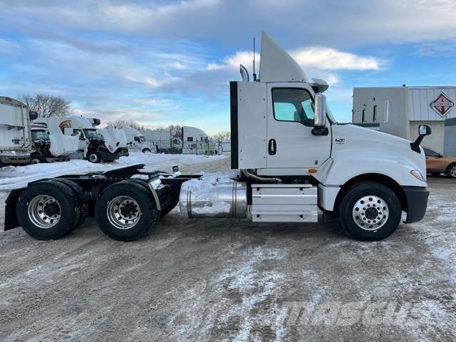 International LT Prime Movers