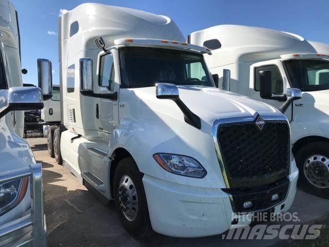 International LT Prime Movers