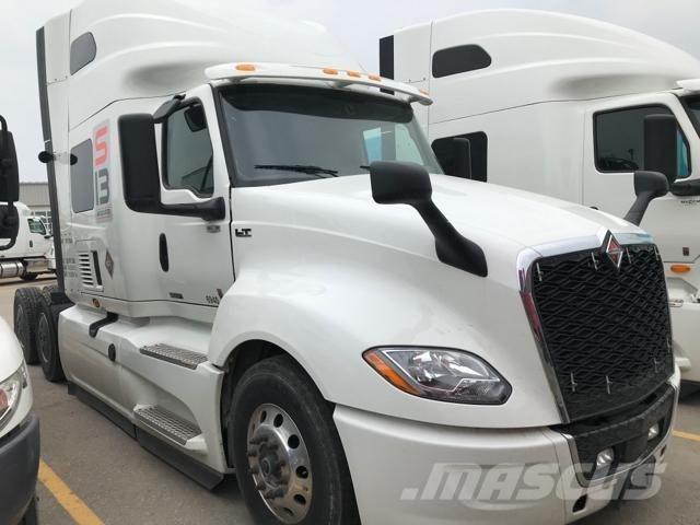 International LT Prime Movers