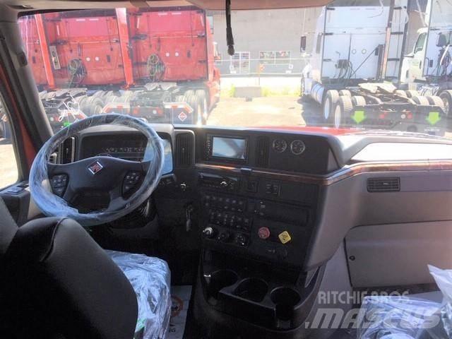International LT Prime Movers