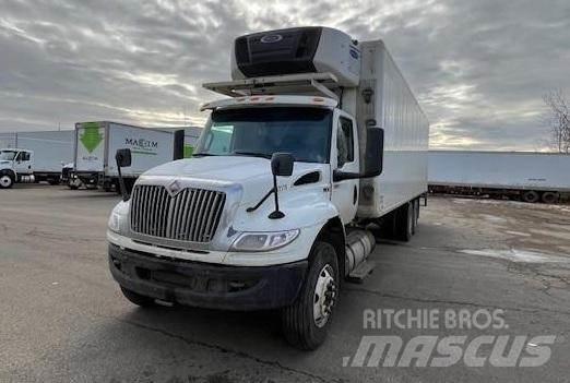 International MV Farm / grain trucks