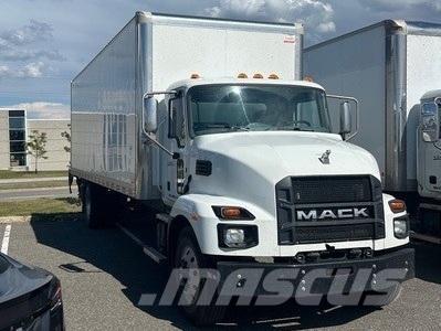 Mack MD Box trucks