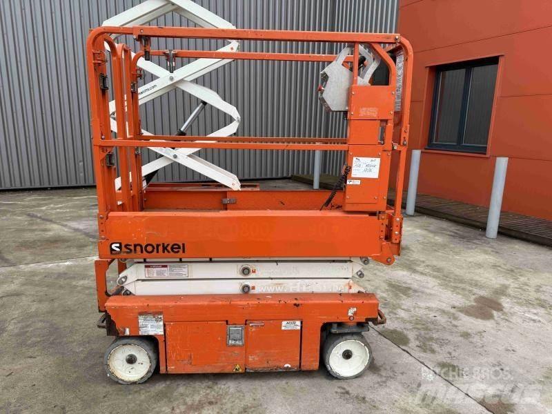 Snorkel S3215E Articulated boom lifts