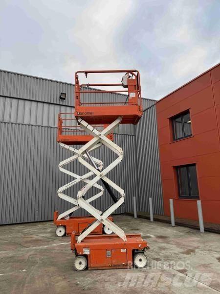 Snorkel S3215E Articulated boom lifts