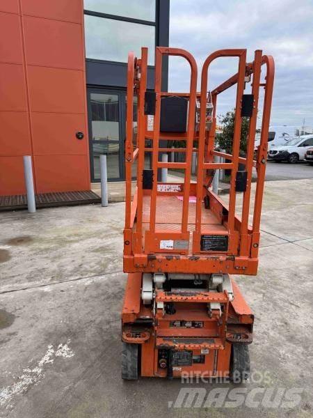 Snorkel S3215E Articulated boom lifts