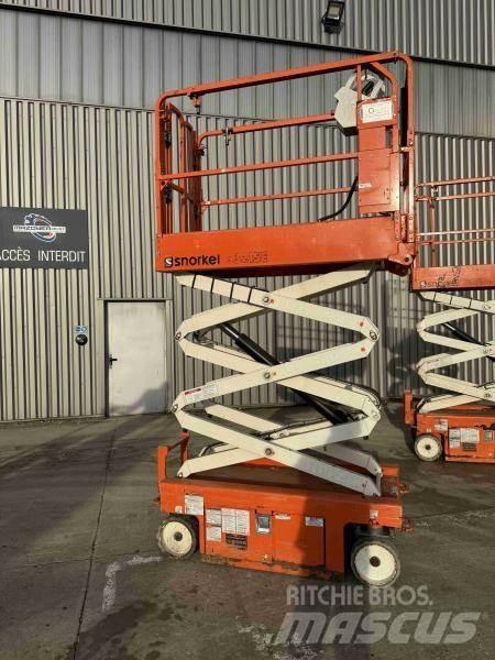 Snorkel S3215E Articulated boom lifts