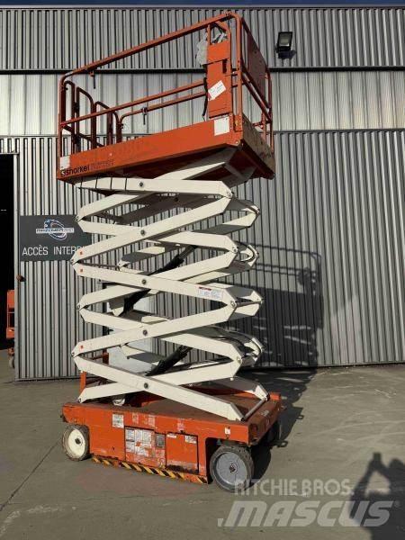 Snorkel S4732E Articulated boom lifts