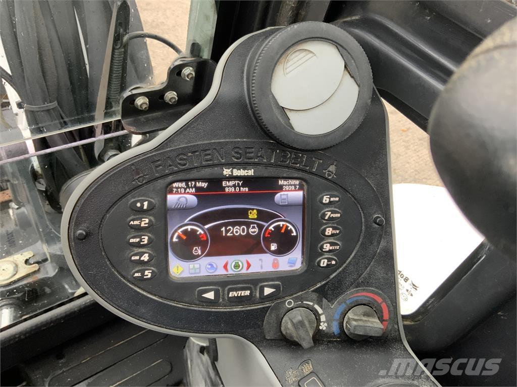 Bobcat E50 Digger Farm machinery