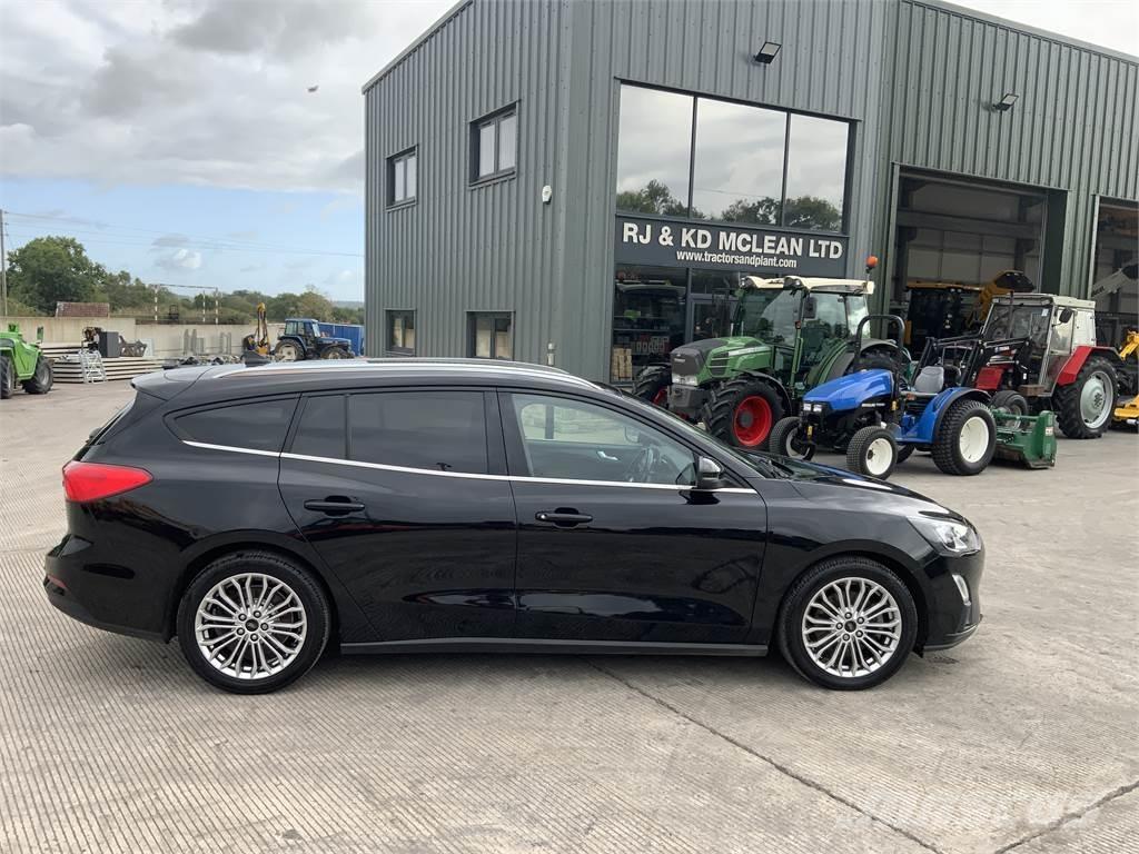 Ford Focus (ST24055) Farm machinery