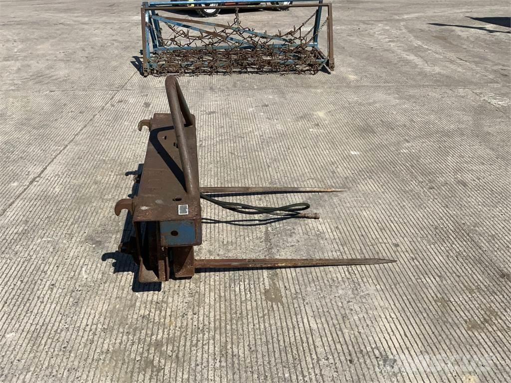  Hyd Bale Spike Farm machinery