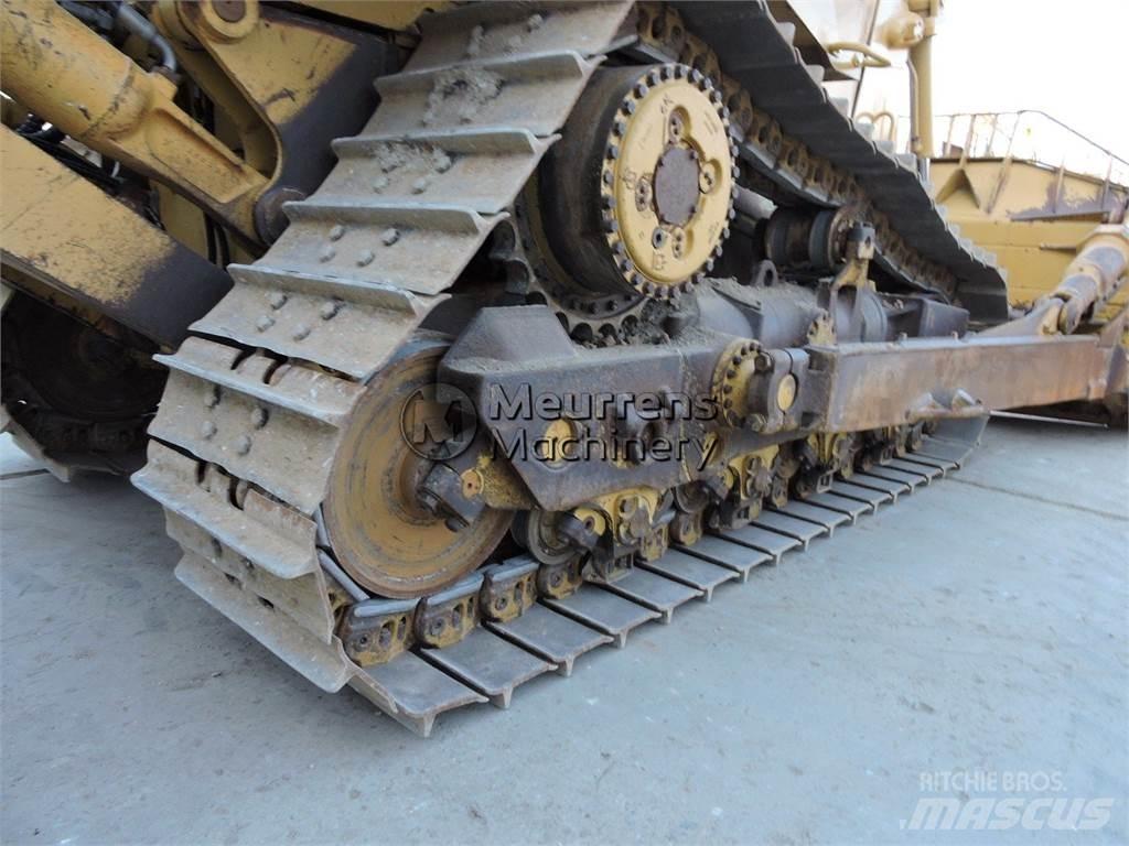 CAT D8T GERMAN Dozers