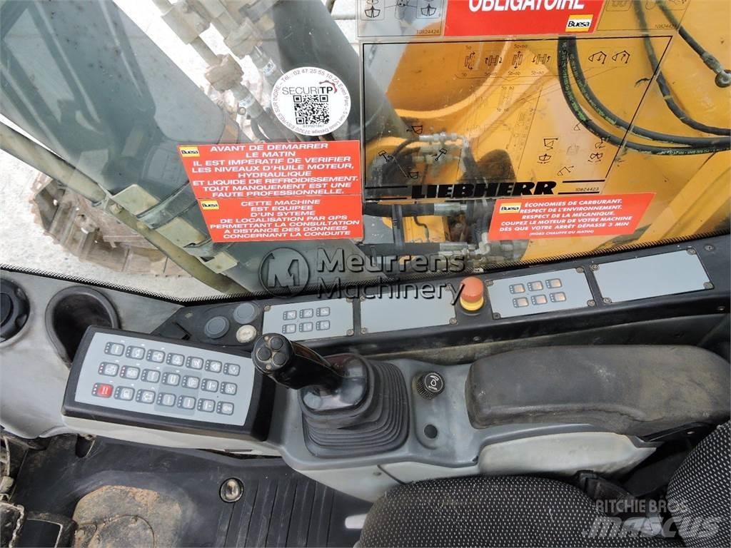Liebherr R950 Crawler excavators