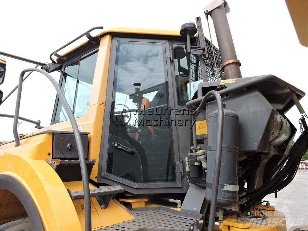Volvo A25F Articulated Haulers