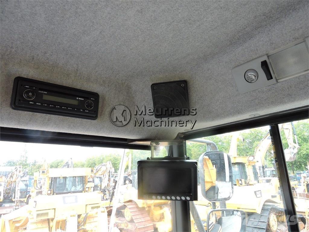 Volvo A25F Articulated Haulers