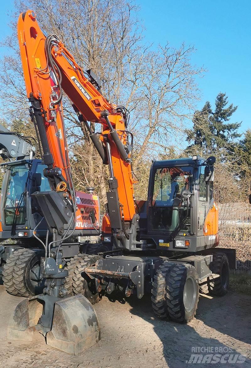 Develon DX 100 W-7 Wheeled excavators