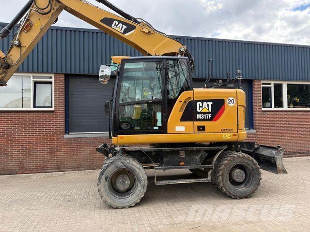 CAT M317 F Wheeled excavators