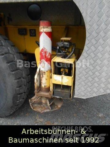 Coles Cranes Truck mounted cranes