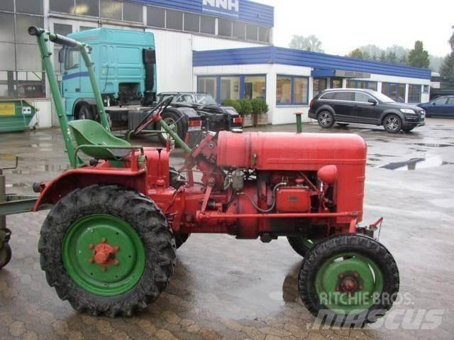 Fahr D15 Tractors