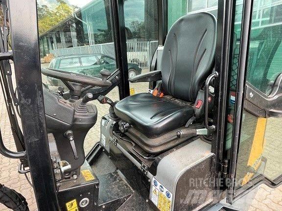 GiANT G2200 HD Wheel loaders