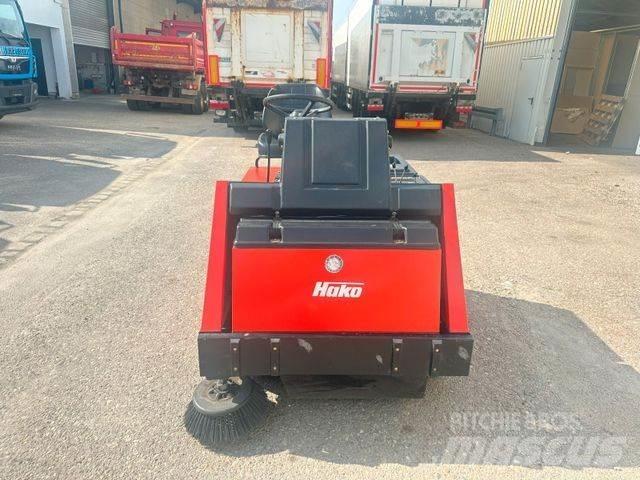Hako JONAS 1100D Sweeper trucks
