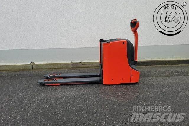 Linde L16L Low lift order picker