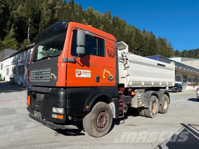 MAN TGA 33.530 Tipper trucks