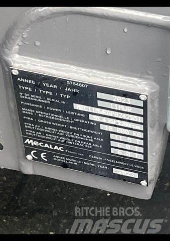 Mecalac 11 MWR Wheeled excavators