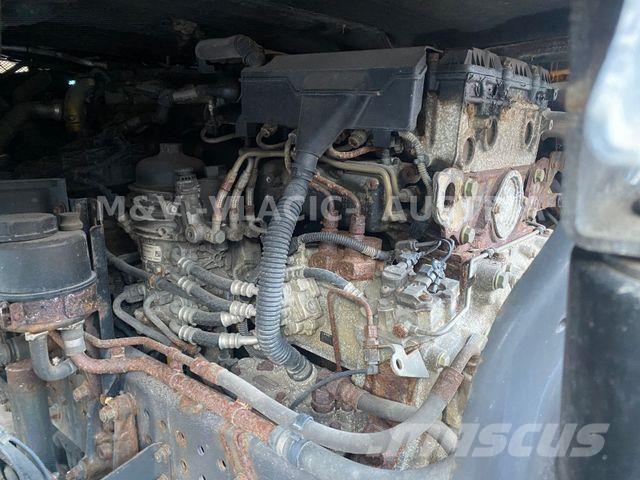 Mercedes-Benz 2542 Chassis Cab trucks