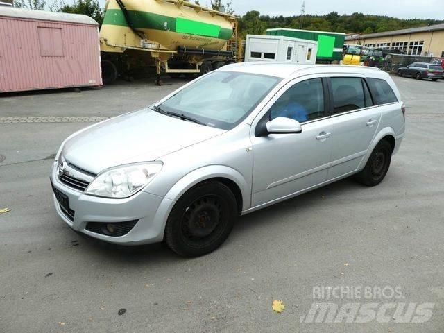 Opel Astra - Cars
