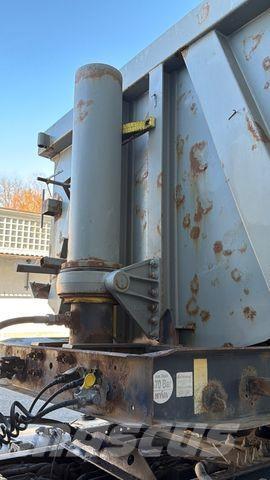 Renault KIPPER Prime Movers