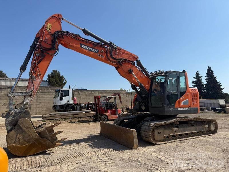Doosan DX235LCR Crawler excavators