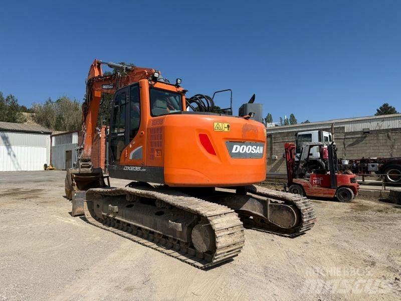 Doosan DX235LCR Crawler excavators