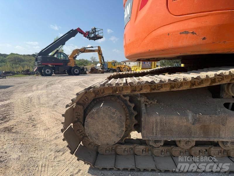 Doosan DX235LCR Crawler excavators