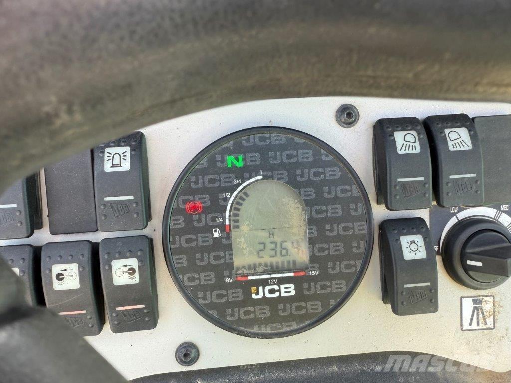 JCB  Other rollers