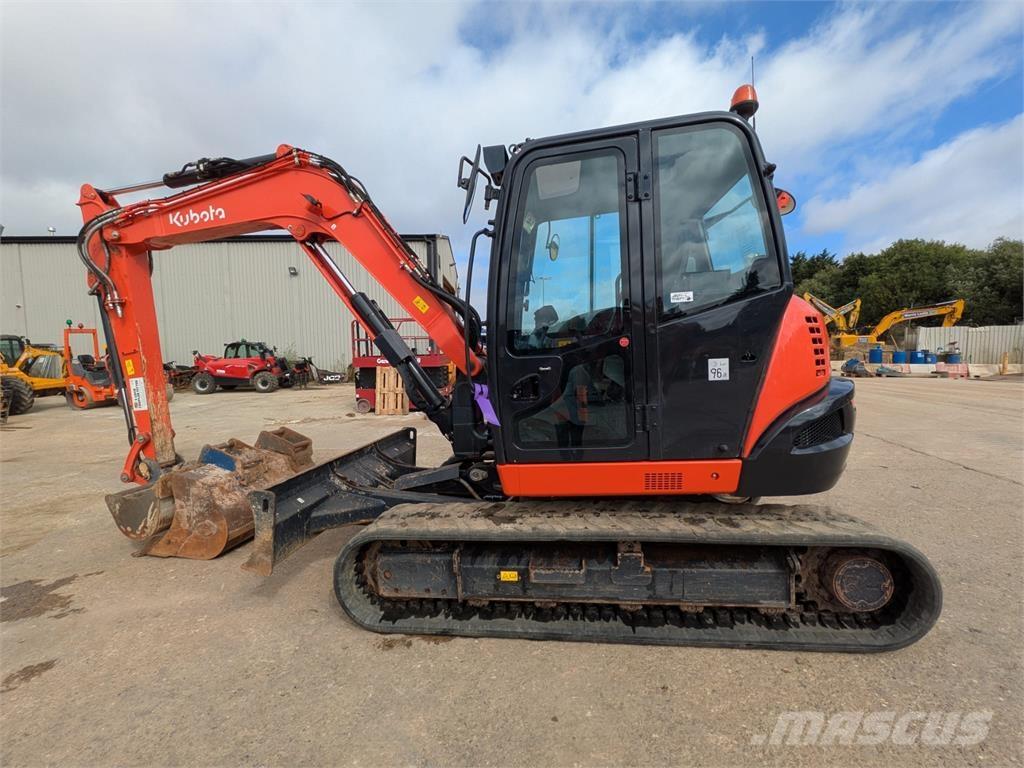 Kubota  Mini excavators < 7t (Mini diggers)