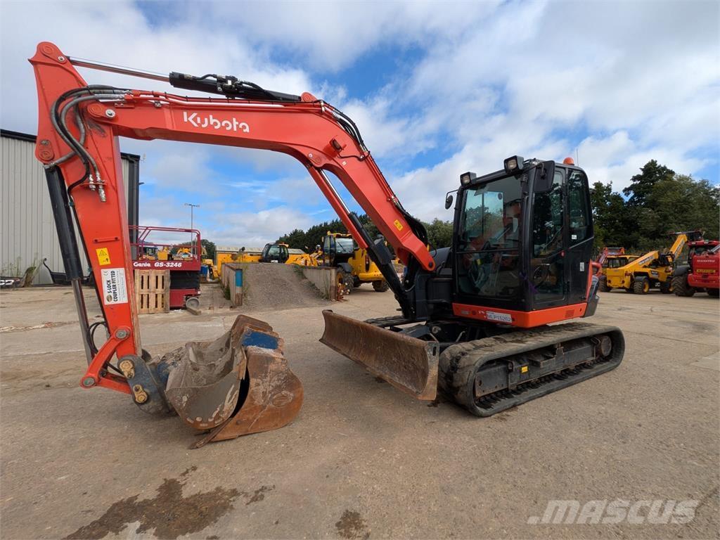 Kubota  Mini excavators < 7t (Mini diggers)