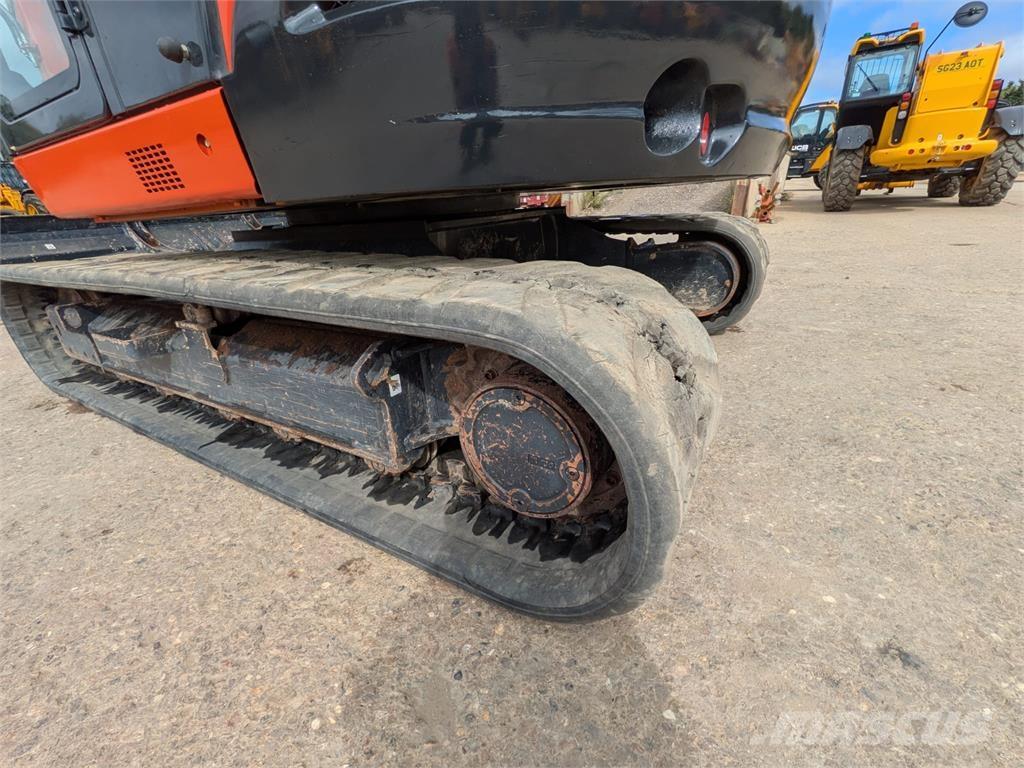 Kubota  Mini excavators < 7t (Mini diggers)