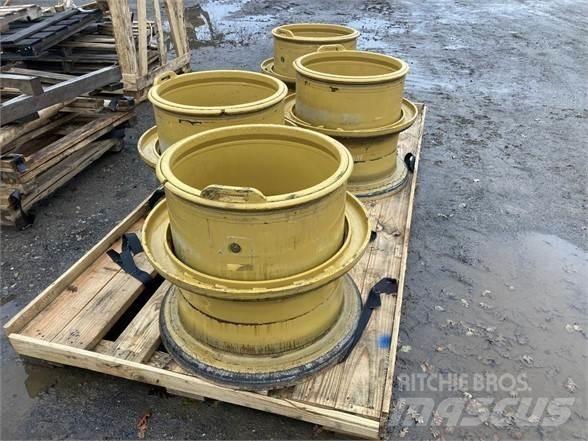 CAT 966M Tyres, wheels and rims