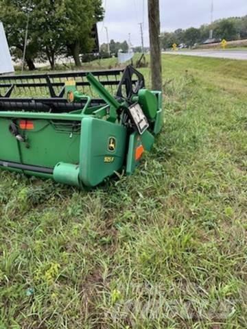 John Deere 925F Other