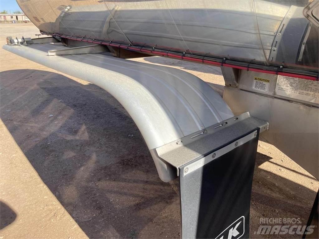  BULK Tanker trailers